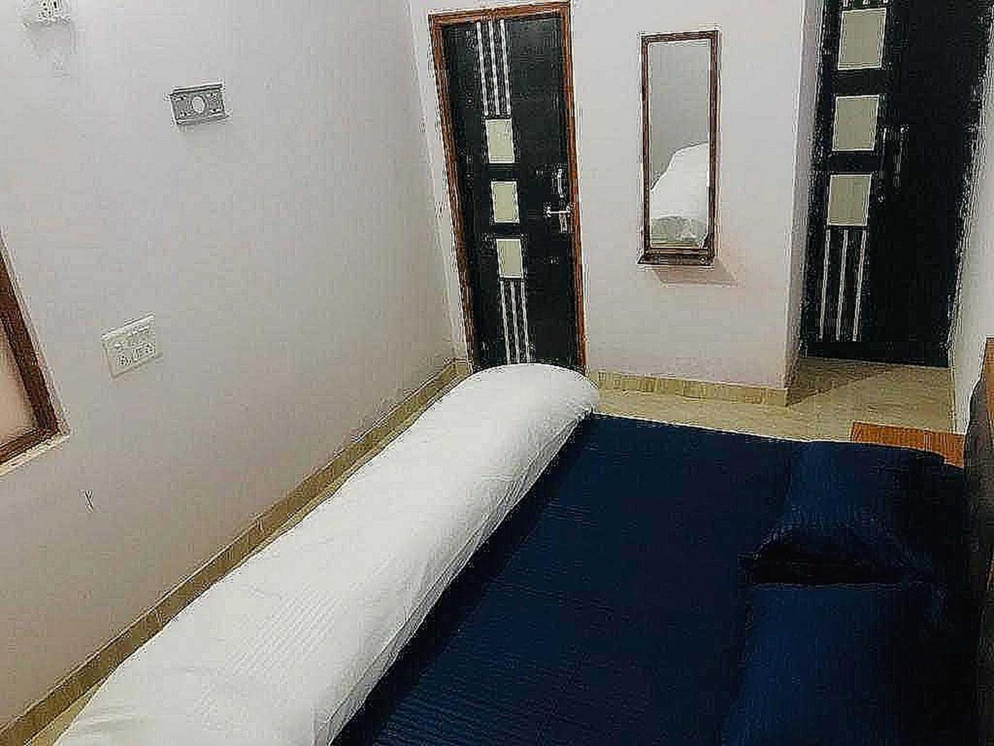 Pop New Hotel Hometown Dadri Ngoại thất bức ảnh